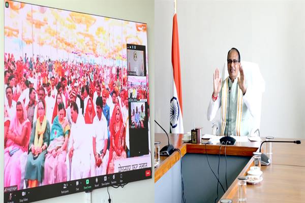Virtual Ceremony : मुख्यमंत्री पन्ना और झाबुआ जिले में हुए सामूहिक विवाह सम्मेलनों में वर्चुअली शामिल हुए Virtual Ceremony : मुख्यमंत्री पन्ना और झाबुआ जिले में हुए सामूहिक विवाह सम्मेलनों में वर्चुअली शामिल हुए
