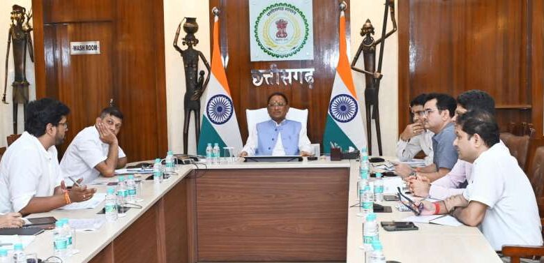मुख्यमंत्री विष्णु देव साय ने अपना अनुभव साझा कर राजस्व अमले को दिया बड़ा संदेश मुख्यमंत्री विष्णु देव साय ने अपना अनुभव साझा कर राजस्व अमले को दिया बड़ा संदेश