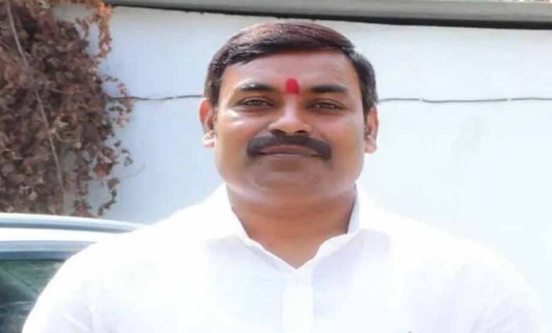 छत्तीसगढ़ सवर्ण संघर्ष समिति के संयोजक संदीप तिवारी ने सवर्ण आयोग गठन को लेकर मुख्यमंत्री विष्णुदेव साय को भेजा पत्र छत्तीसगढ़ सवर्ण संघर्ष समिति के संयोजक संदीप तिवारी ने सवर्ण आयोग गठन को लेकर मुख्यमंत्री विष्णुदेव साय को भेजा पत्र
