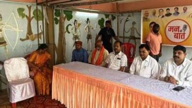 उद्योग मंत्री लखन लाल देवांगन ने आम नागरिकों के साथ सुनी ’मन की बात