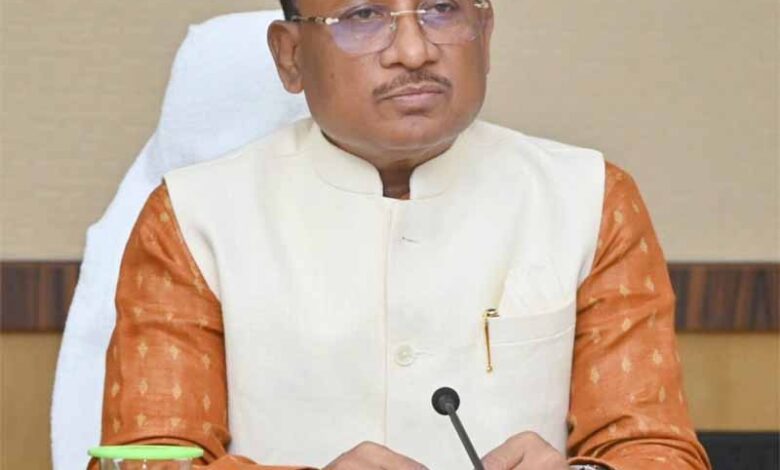 साय सरकार में मिल रहा युवाओं को भविष्य संवारने का सुनहरा अवसर, 3700 से अधिक पदों पर भर्ती प्रक्रिया शुरू