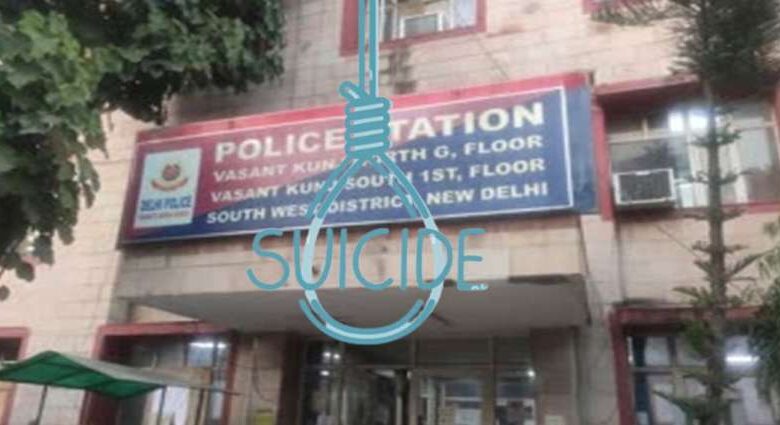 दिल दहलाने वाला हादसा, 4 दिव्यांग बेटियों समेत पिता ने की आत्महत्या दिल दहलाने वाला हादसा, 4 दिव्यांग बेटियों समेत पिता ने की आत्महत्या