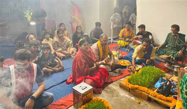 कालरात्रि माँ की पूजा में उमड़े श्रद्धालु, माता की जयकीरों से गूंज उठा श्रीराम मंदिर प्रांगण कालरात्रि माँ की पूजा में उमड़े श्रद्धालु, माता की जयकीरों से गूंज उठा श्रीराम मंदिर प्रांगण