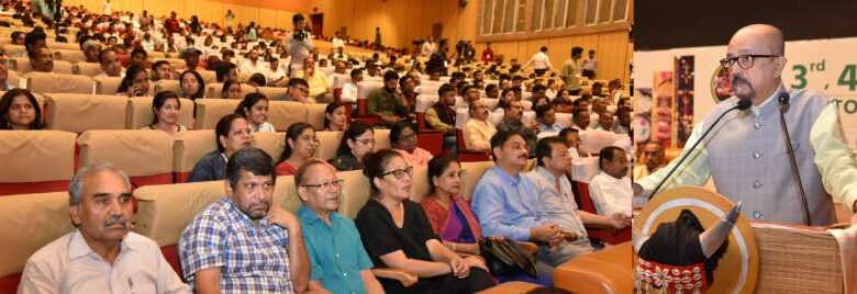 पानी और पेड़ दोनों को बचा कर रखना जरुरी – डेका पानी और पेड़ दोनों को बचा कर रखना जरुरी – डेका
