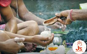 पितृ पक्ष में गया जी नहीं जा सके? गौशाला में इस तरह कर सकते हैं पितरों का तर्पण