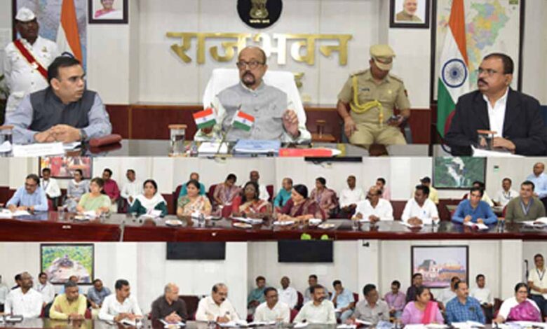 राष्ट्रपति द्रौपदी मुर्मु के प्रवास के संबंध में राज्यपाल डेका ने तैयारियों की समीक्षा की राष्ट्रपति द्रौपदी मुर्मु के प्रवास के संबंध में राज्यपाल डेका ने तैयारियों की समीक्षा की
