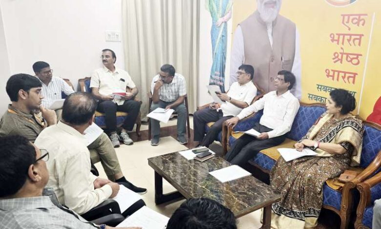 मिसरोद से आईएसबीटी तक सीसी सर्विस रोड बनेगी मिसरोद से आईएसबीटी तक सीसी सर्विस रोड बनेगी