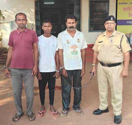 कुटेसर में असामाजिक तत्व ग्रामीणों को दे रहे चुनौती, शिकायत पर एक सपड़ाया, गया जेल कुटेसर में असामाजिक तत्व ग्रामीणों को दे रहे चुनौती, शिकायत पर एक सपड़ाया, गया जेल