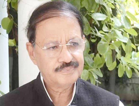 मुंबई भगदड़ और दिल्ली प्रदूषण के लिए महाराष्ट्र नहीं केंद्र सरकार भी जिम्मेदार मुंबई भगदड़ और दिल्ली प्रदूषण के लिए महाराष्ट्र नहीं केंद्र सरकार भी जिम्मेदार