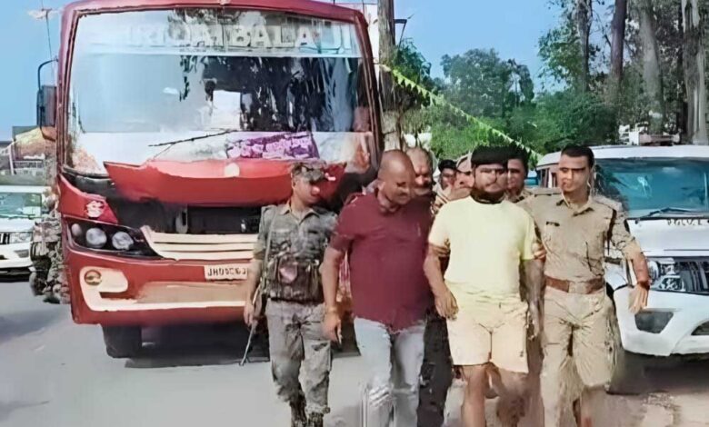दोहरे हत्याकांड को अंजाम देने वाला झारखंड सरहद में पकड़ाया, शहर छावनी बना