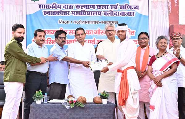 जनजातीय समाज का भारत की आजादी में महत्वपूर्ण योगदान -राजस्व मंत्री वर्मा जनजातीय समाज का भारत की आजादी में महत्वपूर्ण योगदान -राजस्व मंत्री वर्मा