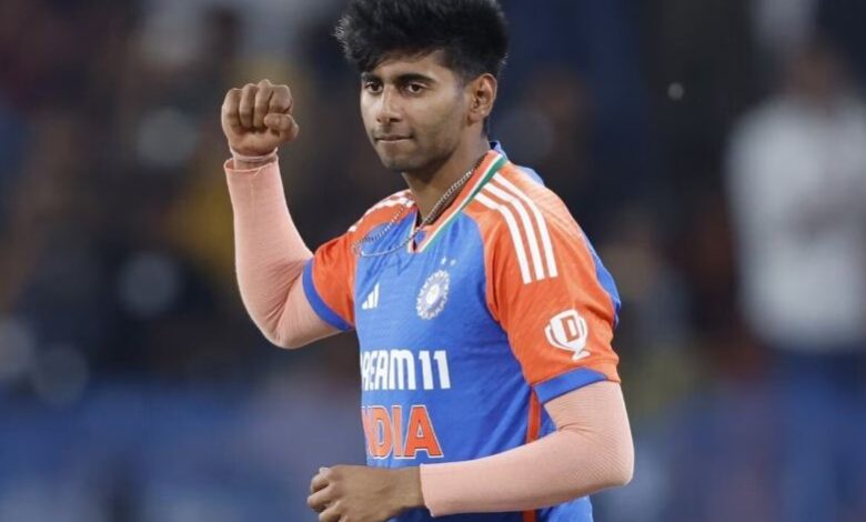 मयंक टी20 अंतरराष्ट्रीय मैच की पहली ही गेंद पर विकेट लेने वाले चौथे भारतीय बने मयंक टी20 अंतरराष्ट्रीय मैच की पहली ही गेंद पर विकेट लेने वाले चौथे भारतीय बने