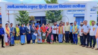 सरगीपाल की छात्राओं को सांसद ने वितरित की निशुल्क साइकिल