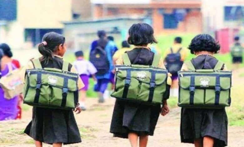 गजब हैं भाई………..बिहार में 37 हजार से ज्यादा निजी स्कूल बिना मान्यता चल रहे गजब हैं भाई………..बिहार में 37 हजार से ज्यादा निजी स्कूल बिना मान्यता चल रहे