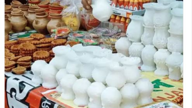 बिलासपुर में करवा चौथ की तैयारी में कुम्हारों के चाक ने पकड़ी गति, सज गए चंदिया व जयपुर के दीये