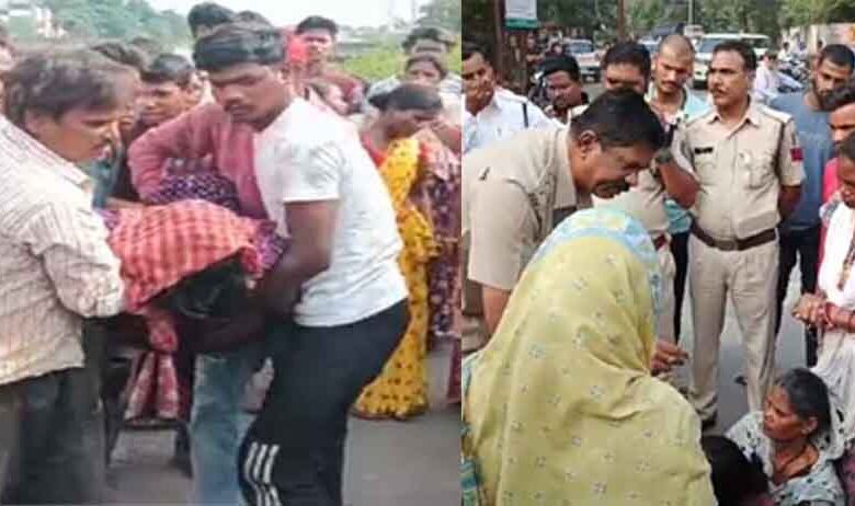 छत्तीसगढ़-कोरबा में नहर में बहे बच्चों के नहीं मिले शव, गुस्साए परिजनों ने चौकी में किया हंगामा और सड़क जाम छत्तीसगढ़-कोरबा में नहर में बहे बच्चों के नहीं मिले शव, गुस्साए परिजनों ने चौकी में किया हंगामा और सड़क जाम