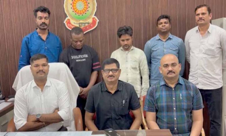 सिंथेटिक ड्रग्स रैकेट मामले में रायपुर पुलिस की बड़ी कार्रवाई, 2 आरोपी गिरफ्तार सिंथेटिक ड्रग्स रैकेट मामले में रायपुर पुलिस की बड़ी कार्रवाई, 2 आरोपी गिरफ्तार
