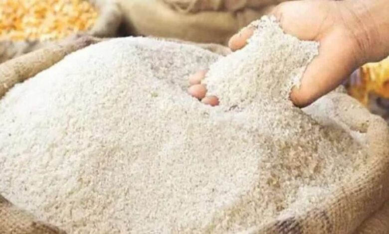 राजधानी में भ्रष्टाचार का खेल, 30 दुकान संचालकों ने गायब किया सात हजार क्विंटल चावल राजधानी में भ्रष्टाचार का खेल, 30 दुकान संचालकों ने गायब किया सात हजार क्विंटल चावल