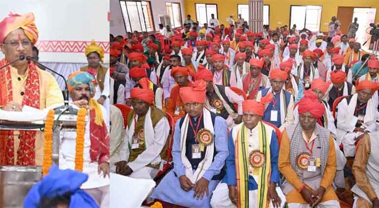 छत्तीसगढ़-जगदलपुर में बस्तर दशहरा पर्व के ऐतिहासिक मुरिया दरबार में पहुंचे सीएम साय, वैश्विक स्तर पर हुआ प्रसिद्ध छत्तीसगढ़-जगदलपुर में बस्तर दशहरा पर्व के ऐतिहासिक मुरिया दरबार में पहुंचे सीएम साय, वैश्विक स्तर पर हुआ प्रसिद्ध