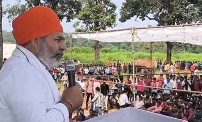 छत्तीसगढ़-बीजापुर पहुंचे किसान नेता राकेश टिकैत, विचारधारा से ही खत्म होगा नक्सलवाद छत्तीसगढ़-बीजापुर पहुंचे किसान नेता राकेश टिकैत, विचारधारा से ही खत्म होगा नक्सलवाद