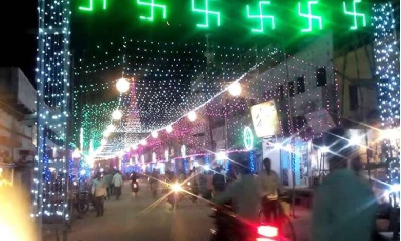 दरभंगा शहर के लिए दुर्गा पूजा पर जारी ट्रैफिक और पार्किंग प्लान, उल्लंघन पर होगी गाड़ी जब्त दरभंगा शहर के लिए दुर्गा पूजा पर जारी ट्रैफिक और पार्किंग प्लान, उल्लंघन पर होगी गाड़ी जब्त