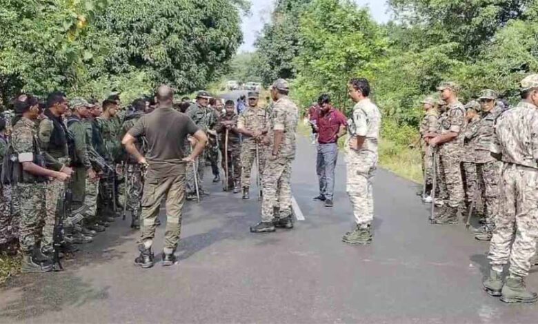 धर्मांतरण के मुद्दे पर बवाल, भारी पुलिस बल तैनात