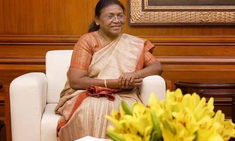 दो दिनों के छत्तीसगढ़ प्रवास पर राष्ट्रपति द्रौपदी मुर्मू दो दिनों के छत्तीसगढ़ प्रवास पर राष्ट्रपति द्रौपदी मुर्मू