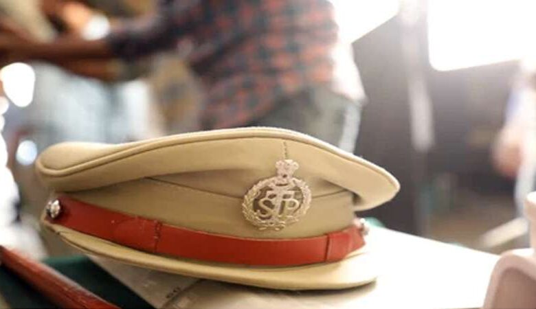 थाना अध्यक्ष के खिलाफ कोर्ट का एक्शन: दीपावली से पहले थाना अध्यक्ष की सैलरी पर रोक लगाई गई है, जिससे पुलिस महकमे में हड़कंप मच गया है।