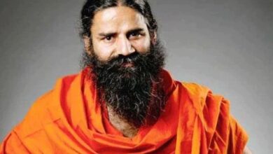 योग गुरु स्वामी रामदेव ने मुस्लिम धर्मगुरुओं से कहा – खाने में थूकने या पेशाब करने जैसे मामलों पर  चुप्पी तोड़ें
