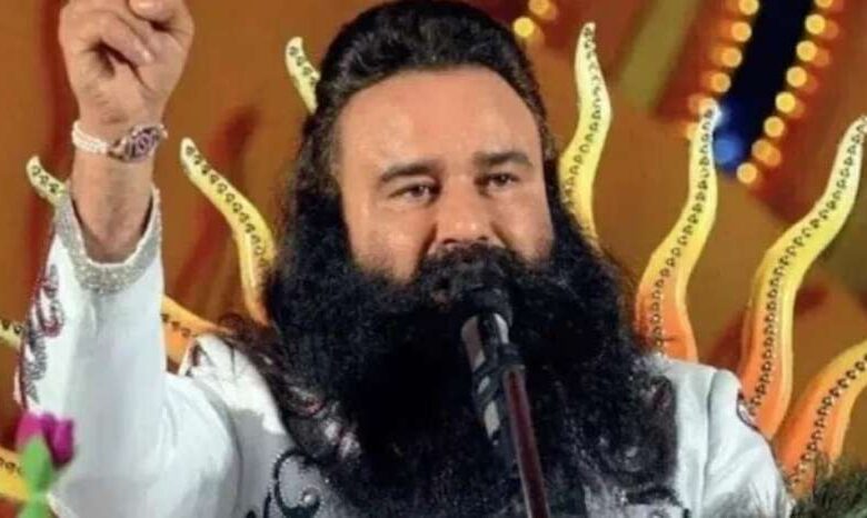 डेरा सच्चा सौदा प्रमुख गुरमीत राम रहीम की 21 दिन की परोल के बाद जेल वापसी डेरा सच्चा सौदा प्रमुख गुरमीत राम रहीम की 21 दिन की परोल के बाद जेल वापसी
