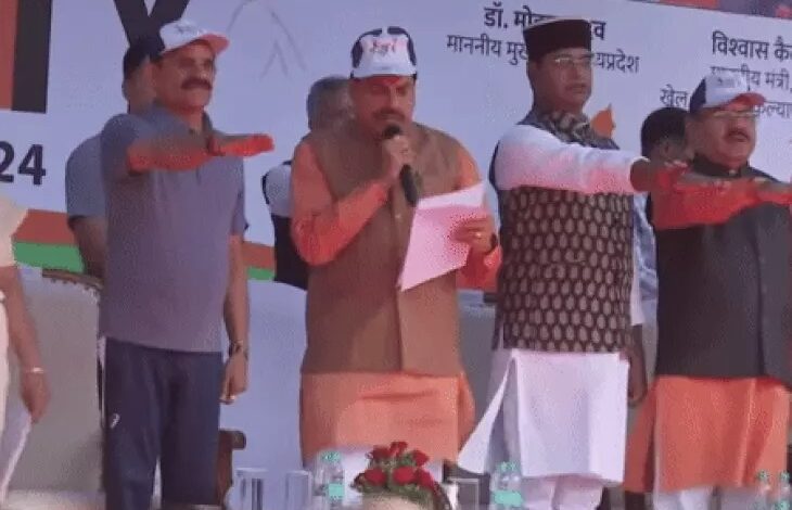 अंग्रेज चाहते थे, भारत में गृह युद्ध हो: मुख्यमंत्री अंग्रेज चाहते थे, भारत में गृह युद्ध हो: मुख्यमंत्री
