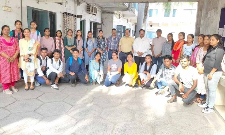 वनस्पतियां और वन्य जीव, जिनका अस्तित्व खतरे में, कमला नेहरु कालेज में वाइल्ड लाइफ वीक पर सेमिनार वनस्पतियां और वन्य जीव, जिनका अस्तित्व खतरे में, कमला नेहरु कालेज में वाइल्ड लाइफ वीक पर सेमिनार