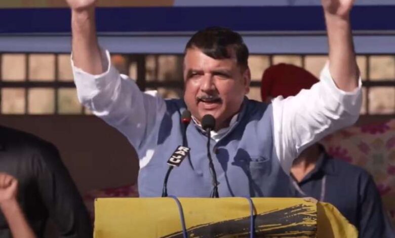 संजय सिंह प्रेस कॉन्फ्रेंस: दिल्ली अस्पताल में महिला डॉक्टर के साथ यौन उत्पीड़न, कार्रवाई न होने पर उठे सवाल संजय सिंह प्रेस कॉन्फ्रेंस: दिल्ली अस्पताल में महिला डॉक्टर के साथ यौन उत्पीड़न, कार्रवाई न होने पर उठे सवाल