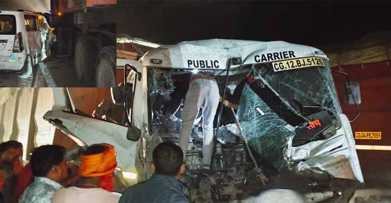 नेशनल हाईवे 130 पर भीषण सड़क हादसा, केबिन में फंसा ड्राइवर