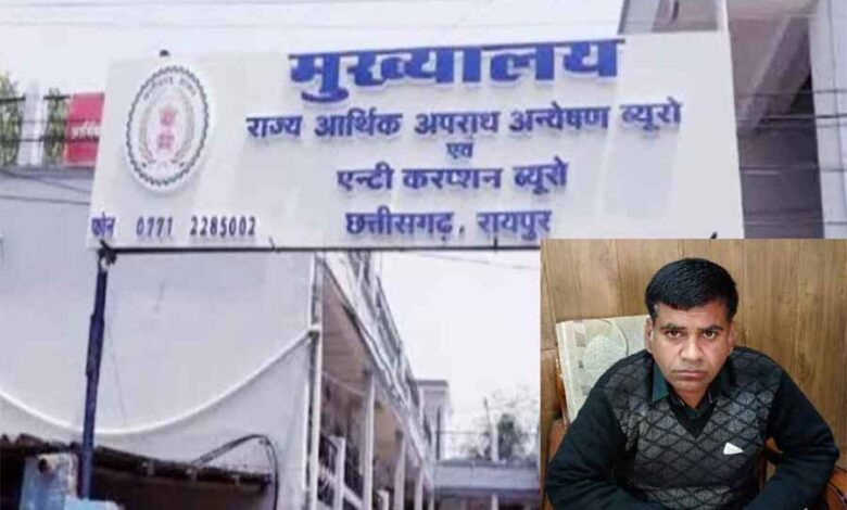 पटवारी को एसीबी ने रिश्वत लेते रंगे हाथों पकड़ा, फौती नामांतरण के लिए मांगा था पैसा