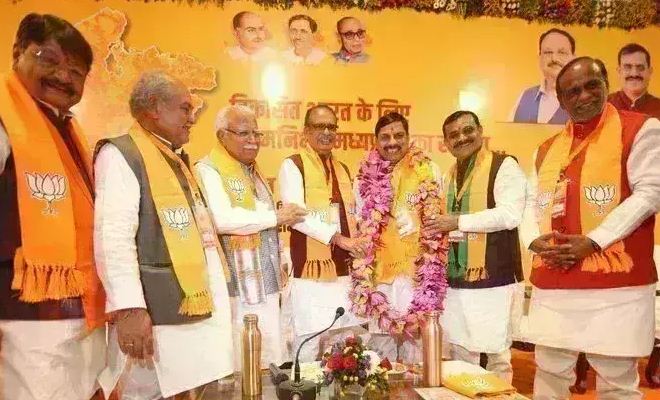 भाजपा के वरिष्ठ नेतृत्व का आज चुनाव प्रवास कार्यक्रम भाजपा के वरिष्ठ नेतृत्व का आज चुनाव प्रवास कार्यक्रम