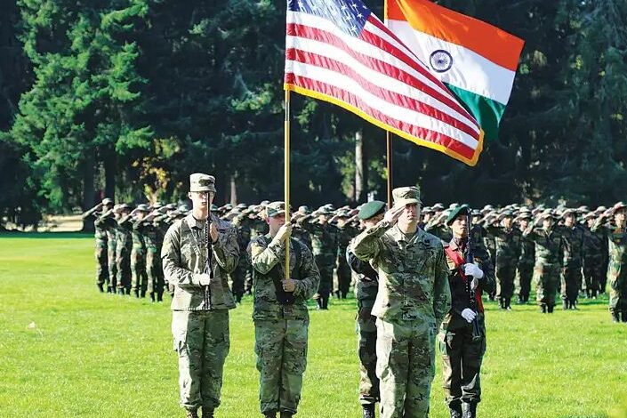 भारत-अमेरिकी सेनाओं के बीच संयुक्त सैन्य अभ्यास ‘वज्र प्रहार’ अमरीका में भारत-अमेरिकी सेनाओं के बीच संयुक्त सैन्य अभ्यास ‘वज्र प्रहार’ अमरीका में