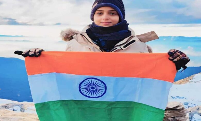 आज सुबह मुख्यमंत्री के कॉल ने निशा के लिये खोली किलिमंजारो फतह की राह आज सुबह मुख्यमंत्री के कॉल ने निशा के लिये खोली किलिमंजारो फतह की राह
