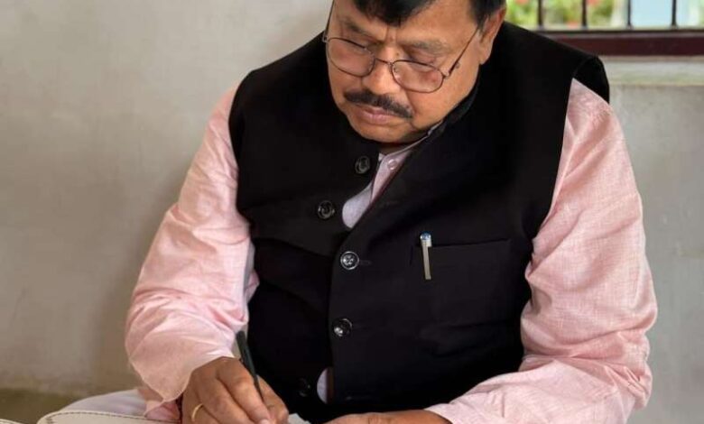 ऊर्जा मंत्री तोमर ने किया साबरमती आश्रम अहमदाबाद का भ्रमण ऊर्जा मंत्री तोमर ने किया साबरमती आश्रम अहमदाबाद का भ्रमण
