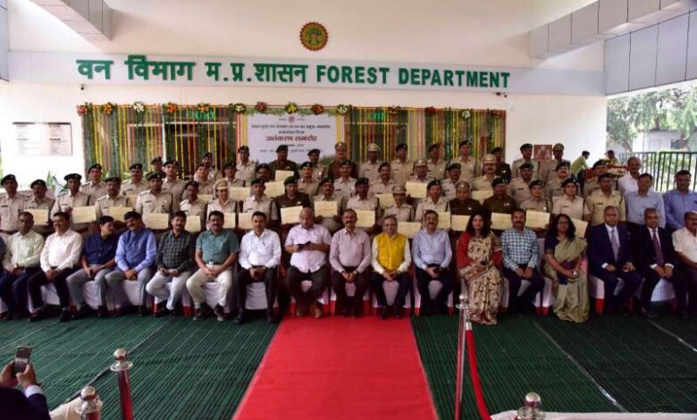 “कमेन्डेशन डिस्क’’ एवं प्रशस्ति-पत्र से सम्मानित हुए 46 वनकर्मी