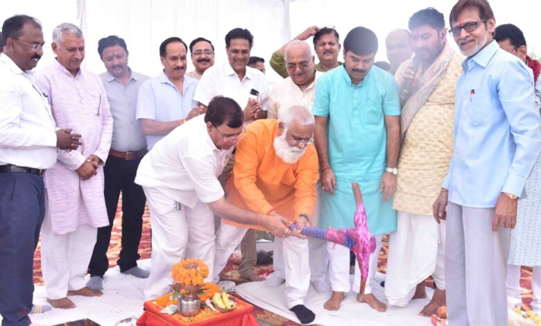 स्वदेशी मेला का आयोजन 15 से, संयोजक ललित माखीजा द्वारा भूमि पूजन स्वदेशी मेला का आयोजन 15 से, संयोजक ललित माखीजा द्वारा भूमि पूजन