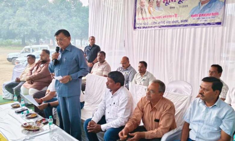 डबल इंजन की सरकार में न फंड की कमी न विकास कार्यों में देरी: उद्योग मंत्री श्री लखन लाल देवांगन डबल इंजन की सरकार में न फंड की कमी न विकास कार्यों में देरी: उद्योग मंत्री श्री लखन लाल देवांगन