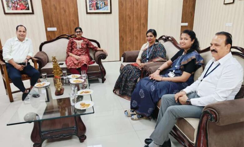 मुख्य निर्वाचन पदाधिकारी रीना बाबासाहेब कंगाले से भारत निर्वाचन आयोग द्वारा नियुक्त प्रेक्षकों ने की मुलाकात मुख्य निर्वाचन पदाधिकारी रीना बाबासाहेब कंगाले से भारत निर्वाचन आयोग द्वारा नियुक्त प्रेक्षकों ने की मुलाकात