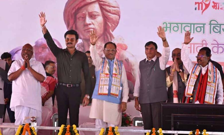 केन्द्रीय मंत्री डॉ. मंडाविया ने युवाओं से देश के विकास और सामाजिक सरोकार से जुडने का किया आव्हान केन्द्रीय मंत्री डॉ. मंडाविया ने युवाओं से देश के विकास और सामाजिक सरोकार से जुडने का किया आव्हान
