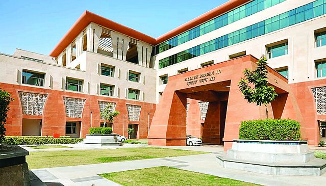 सीआर में अटका नायब तहसीलदारों का उच्च प्रभार सीआर में अटका नायब तहसीलदारों का उच्च प्रभार