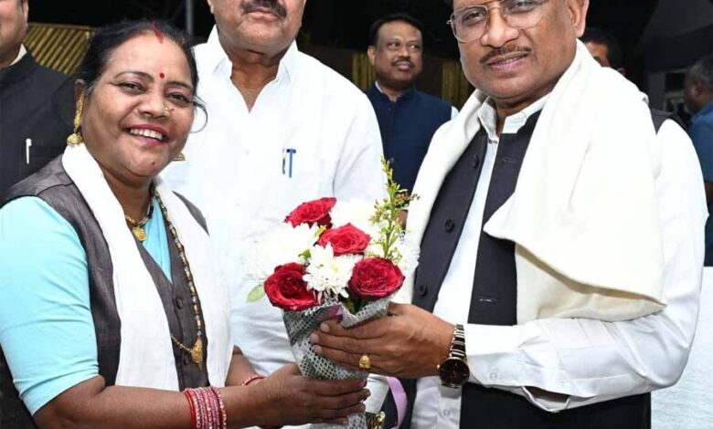 मुख्यमंत्री साय को राज्य स्तरीय भव्य पंथी नृत्य प्रतियोगिता के लिए मिला न्योता मुख्यमंत्री साय को राज्य स्तरीय भव्य पंथी नृत्य प्रतियोगिता के लिए मिला न्योता