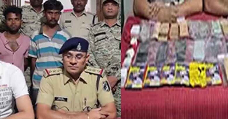 छत्तीसगढ़-कोंडागांव में मोबाइल की दुकान में लाखों की चोरी, 24 घंटे के भीतर दोनों आरोपी गिरफ्तार छत्तीसगढ़-कोंडागांव में मोबाइल की दुकान में लाखों की चोरी, 24 घंटे के भीतर दोनों आरोपी गिरफ्तार