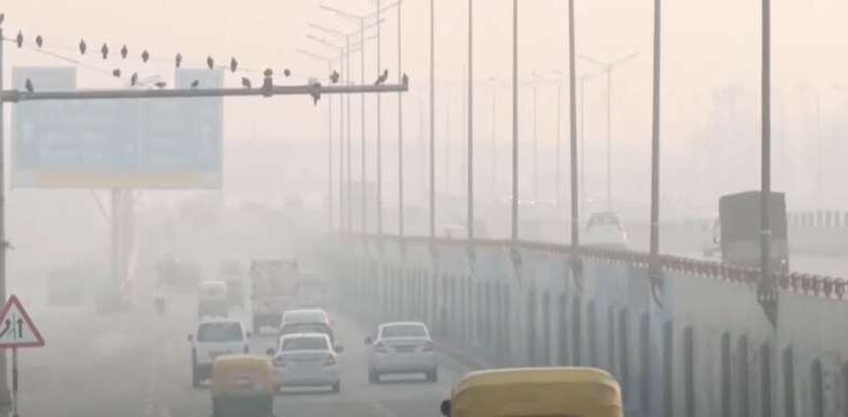 दिल्ली में वायु प्रदूषण का संकट, AQI 500 के पास, मौसम विभाग ने जारी किया हाई अलर्ट दिल्ली में वायु प्रदूषण का संकट, AQI 500 के पास, मौसम विभाग ने जारी किया हाई अलर्ट