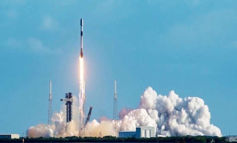 GSAT-N2: आधी रात से बदल गई भारत की इंटरनेट दुनिया, ISRO का GSAT-N2 उपग्रह हुआ लॉन्च 0