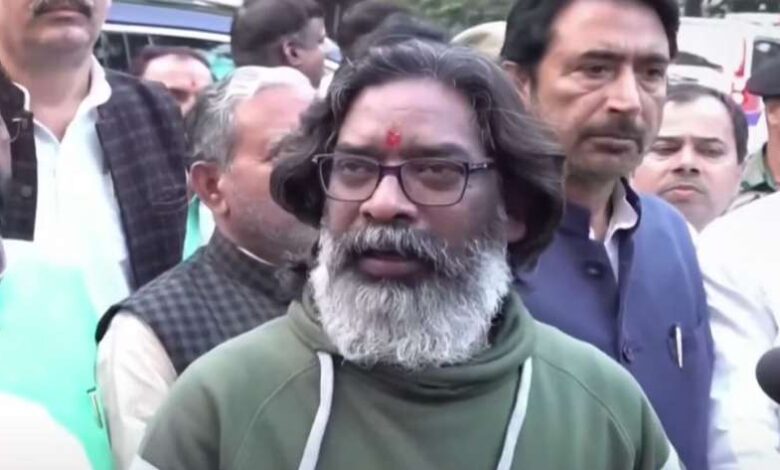 चुनाव जीते सोरेन को एमपी-एमएलए स्पेशल कोर्ट से झटका, उपस्थिति से छूट देने से मना किया चुनाव जीते सोरेन को एमपी-एमएलए स्पेशल कोर्ट से झटका, उपस्थिति से छूट देने से मना किया